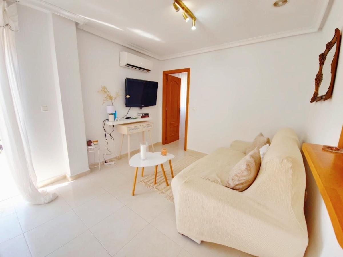 Apartament The Prestige Torrevieja Atico Con Barbecoa Zewnętrze zdjęcie