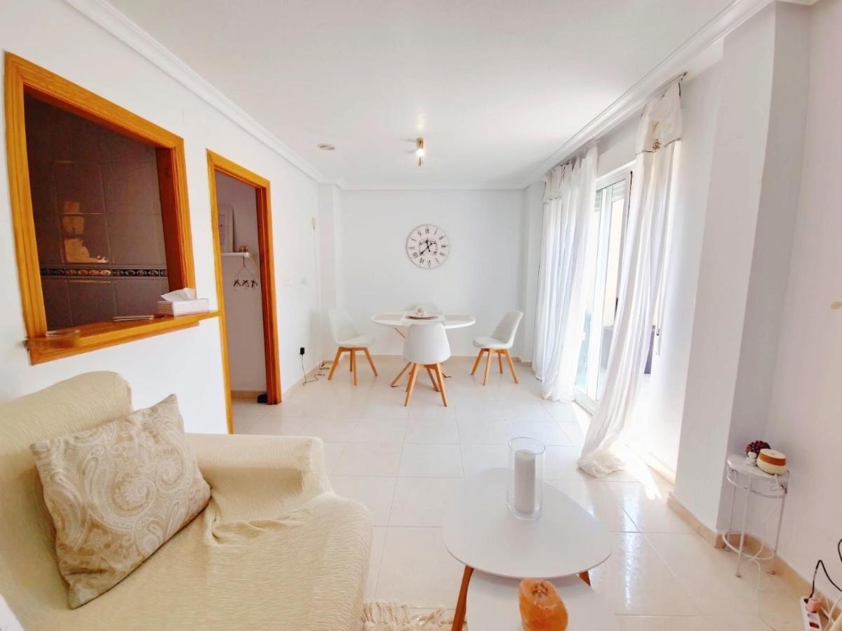 Apartament The Prestige Torrevieja Atico Con Barbecoa Zewnętrze zdjęcie